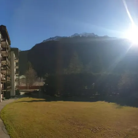 아파트 With Balcony Close To The Slopes